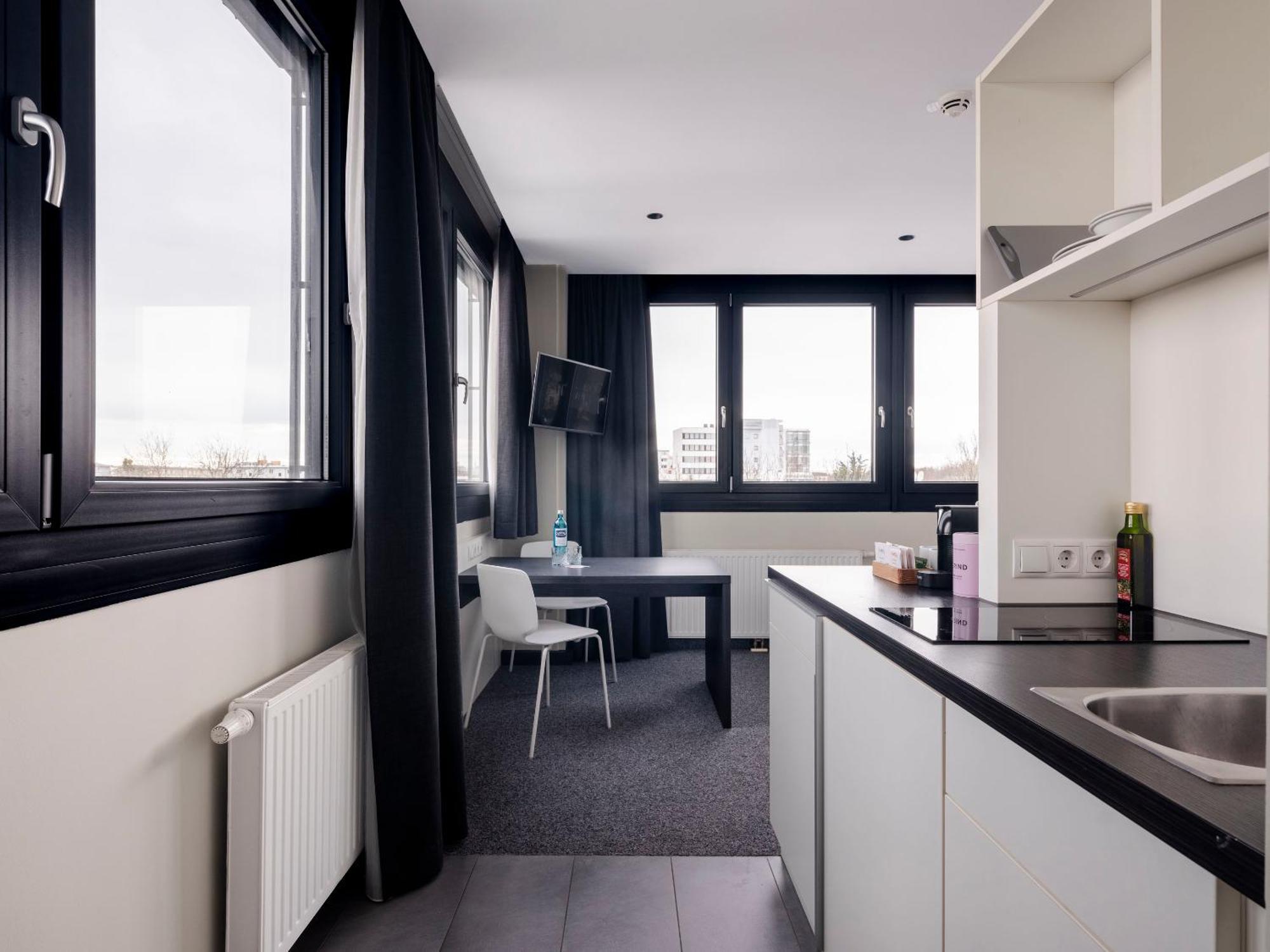 Numa Viktoria Aparthotel Munich