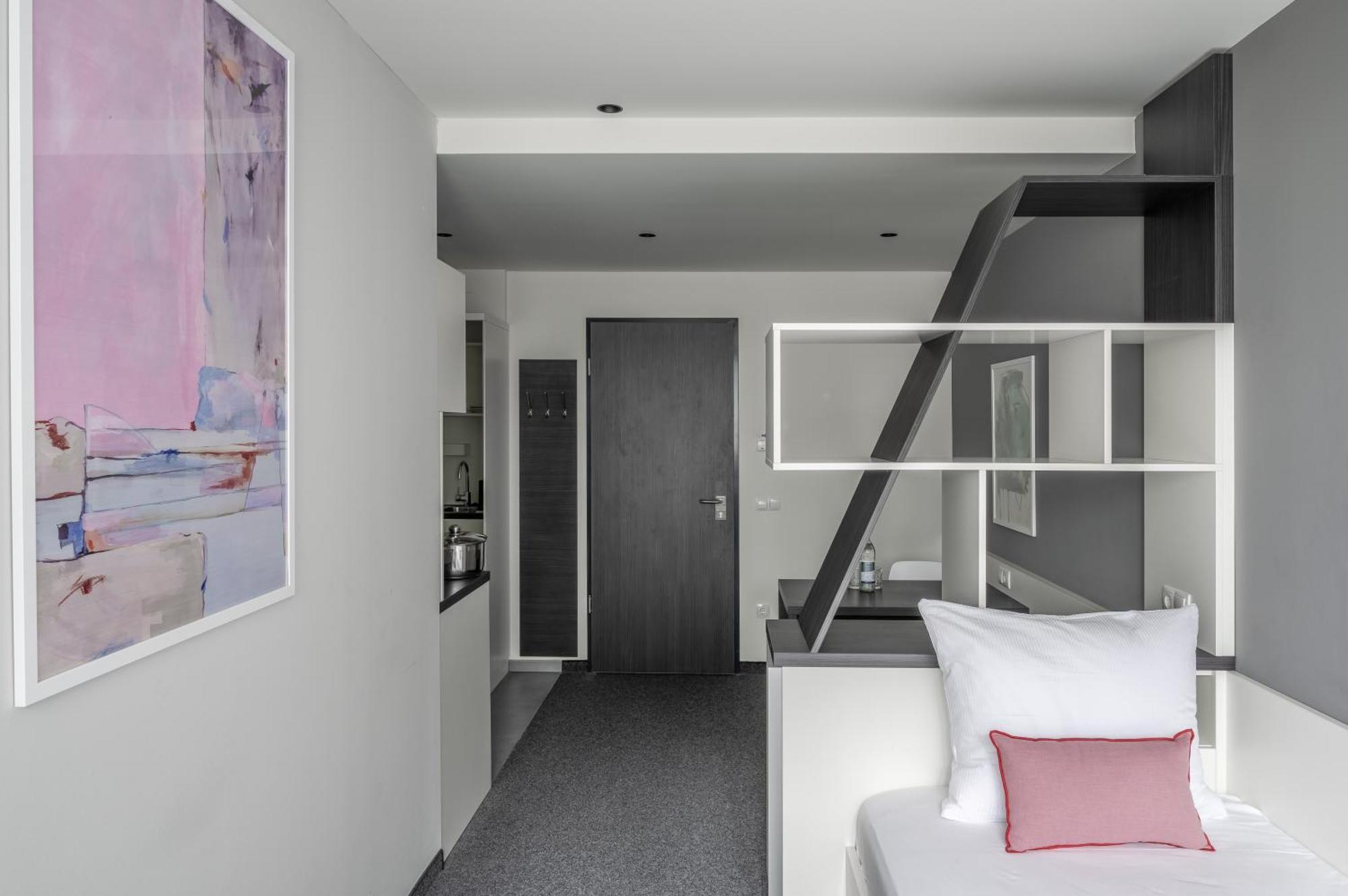 Numa Viktoria Aparthotel Munich